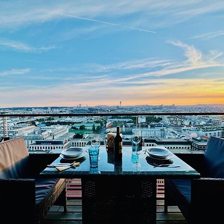 Triiiple Level 20 - Sonnenwohnen Apartment Mit Parkplatz Und Fantastischem Ausblick Wien Exteriör bild