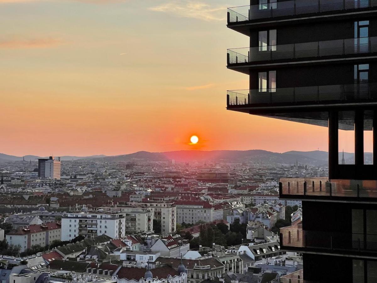 Triiiple Level 20 - Sonnenwohnen Apartment Mit Parkplatz Und Fantastischem Ausblick Wien Exteriör bild