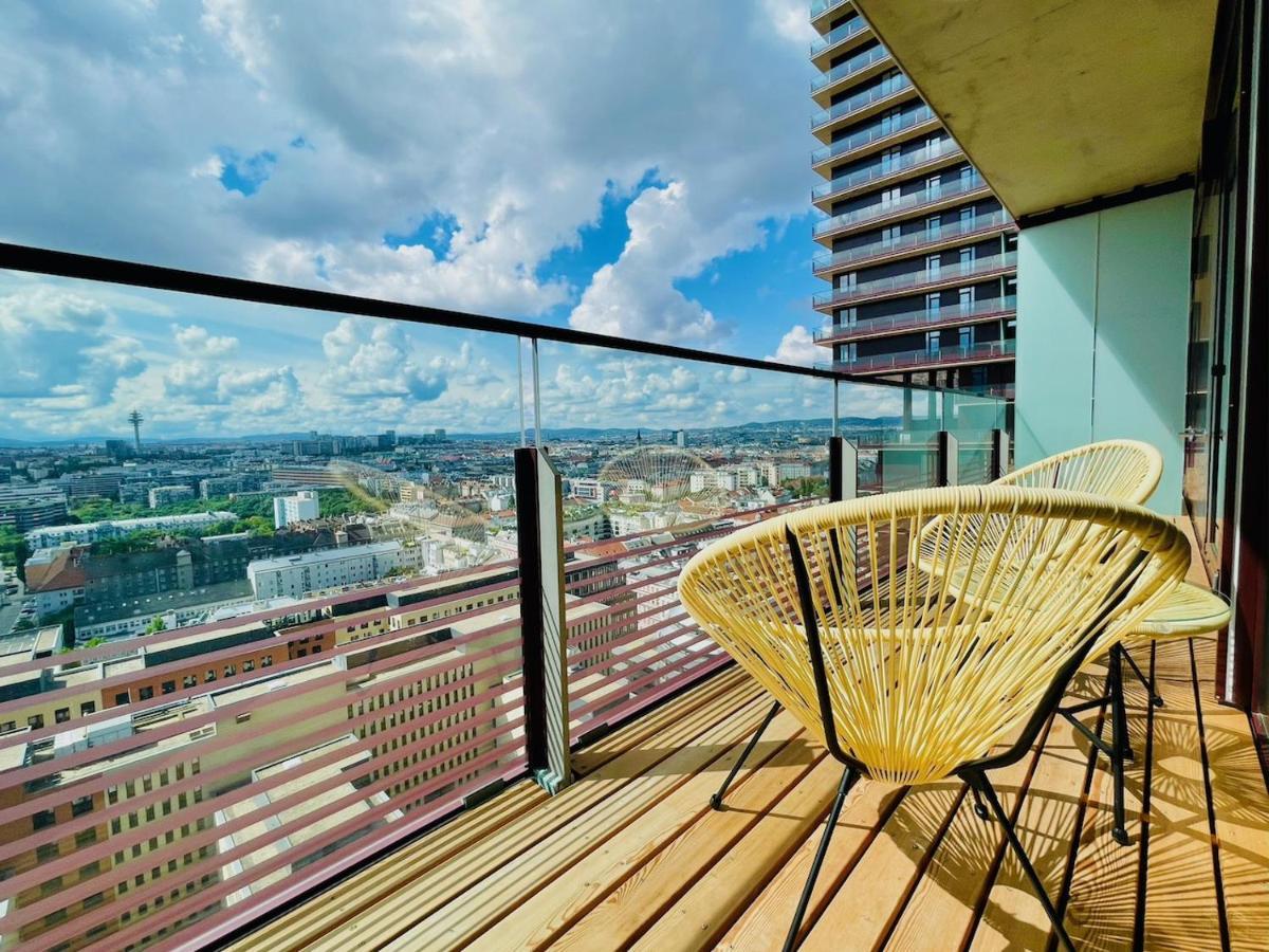 Triiiple Level 20 - Sonnenwohnen Apartment Mit Parkplatz Und Fantastischem Ausblick Wien Exteriör bild